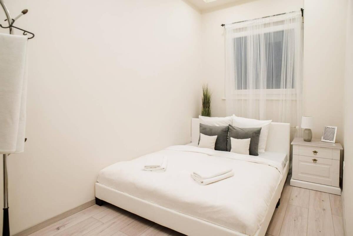 New Luxury Apartment In The Center With A/C 부다페스트 외부 사진