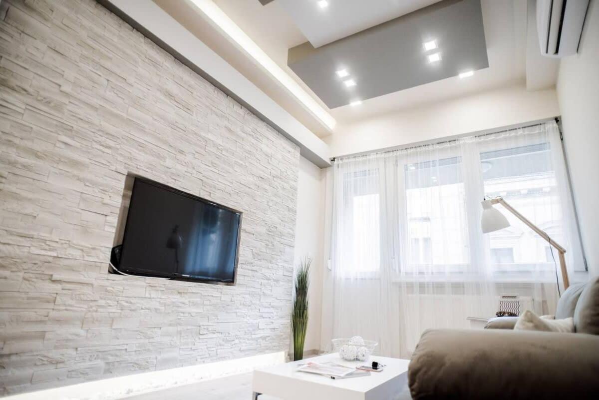 New Luxury Apartment In The Center With A/C 부다페스트 외부 사진