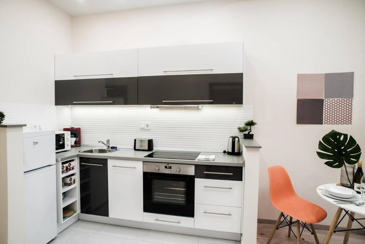 New Luxury Apartment In The Center With A/C 부다페스트 외부 사진