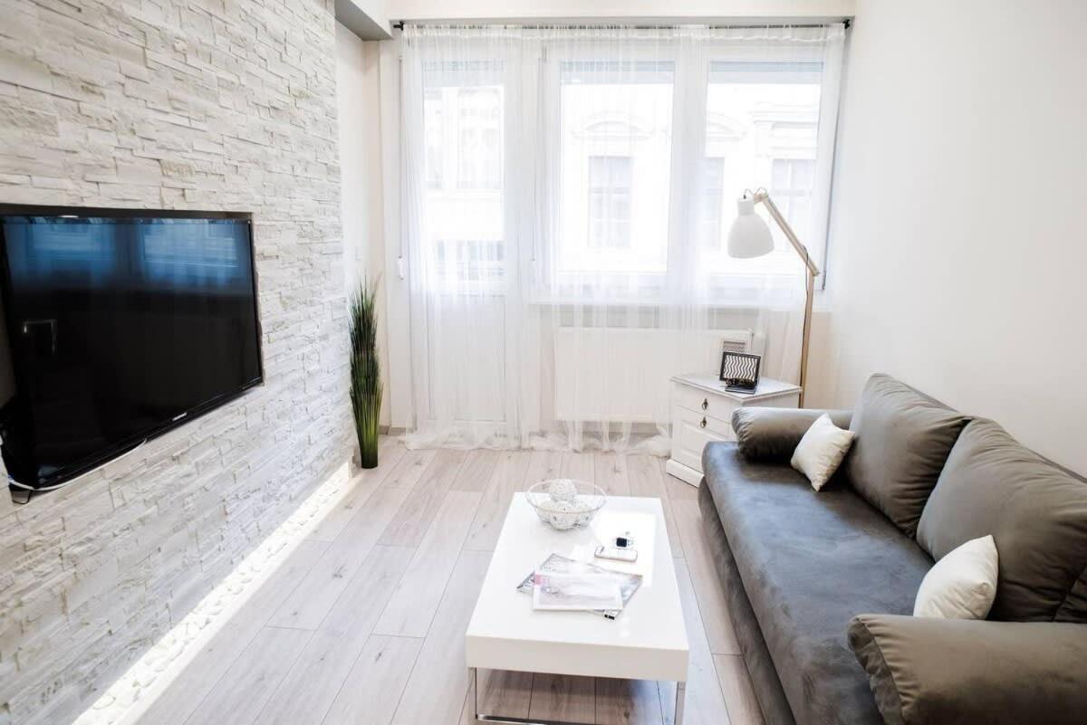 New Luxury Apartment In The Center With A/C 부다페스트 외부 사진